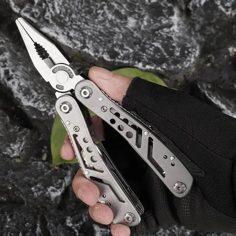 Stainless Steel 24 in 1 Multitool Cutter Screwdriver Portable for Camping Hunting Outdoor Gift High Quality Folding Tool for Men